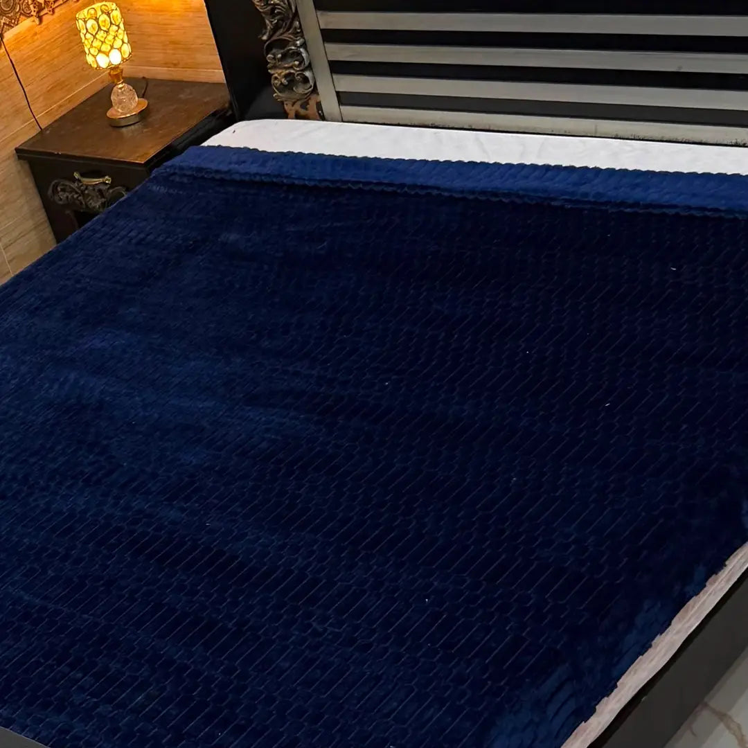 Elegant Plush Embossed Bubble Double Bed Blanket